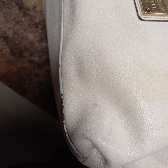 Dooney & Bourke - Picture 6 of 6